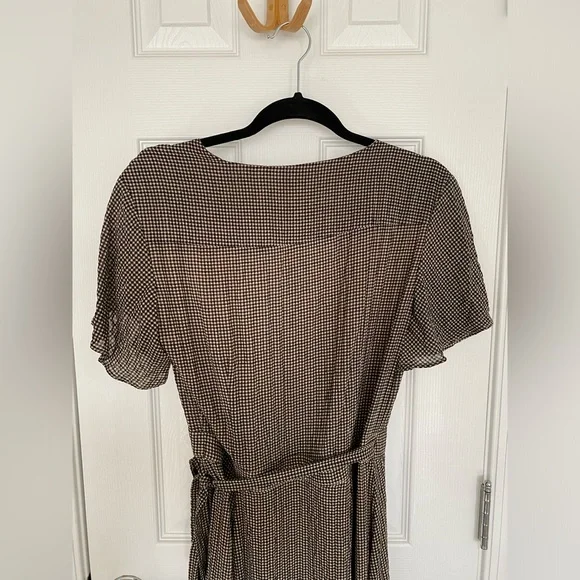 Mod Ref Brown gingham wrap dress size medium - Picture 7 of 16